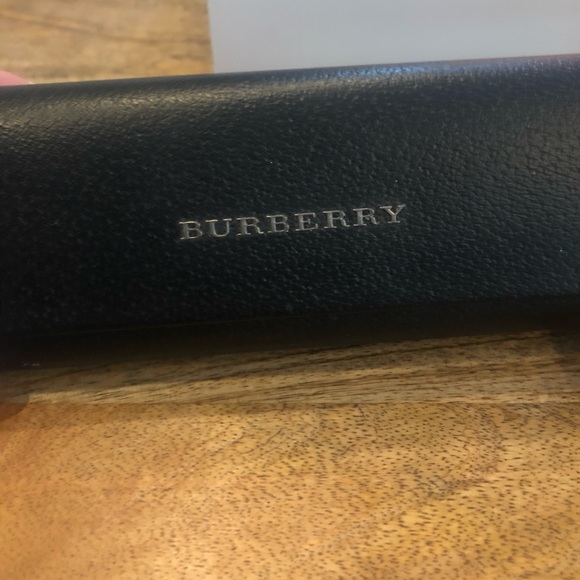 Authentic Burberry Sunglasses - Picture 6 of 7